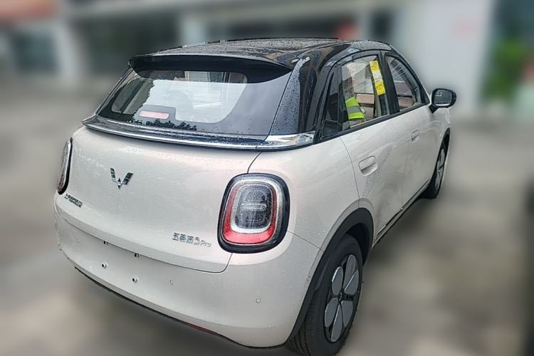Used Wuling Bingo Pro 2026 Model 330km Flagship Edition Rear Right 45 Deg