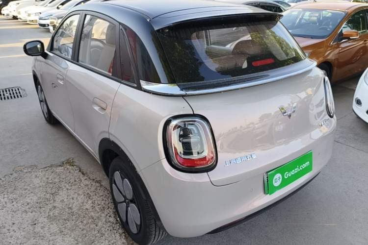 Used Wuling Bingo Pro 2026 Model 330km Deluxe Edition Exterior 2
