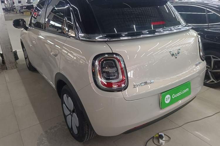 Used Wuling Bingo Pro 2026 Model 330km Flagship Edition Rear Left 45 Deg
