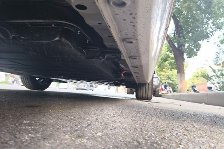 Used Wuling Bingo Pro 2026 Model 330km Flagship Edition Right Side Sill