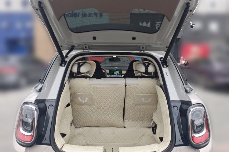 Used Wuling Bingo Pro 2026 Model 330km Deluxe Edition Trunk