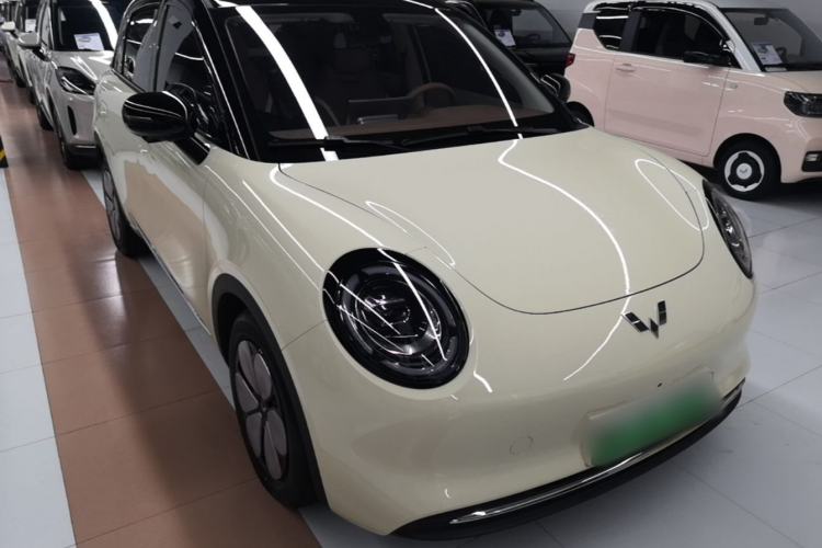 Used Wuling Bingo Pro 2026 Model 403km Flagship Edition Front Right 45 Deg