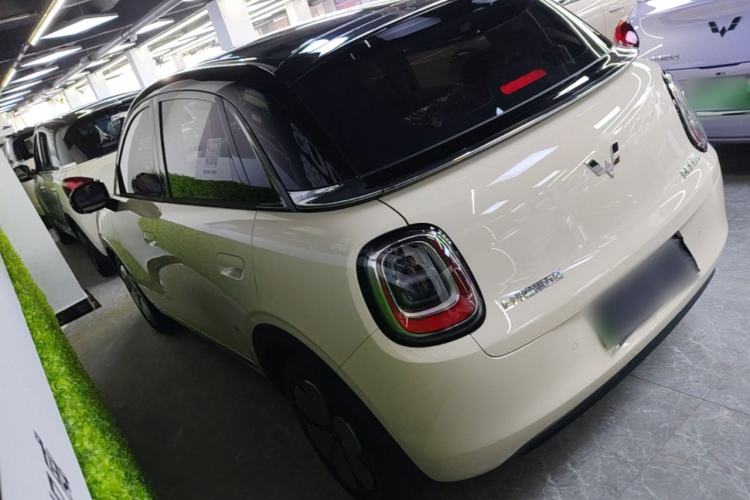 Used Wuling Bingo Pro 2026 Model 403km Flagship Edition Rear Left 45 Deg