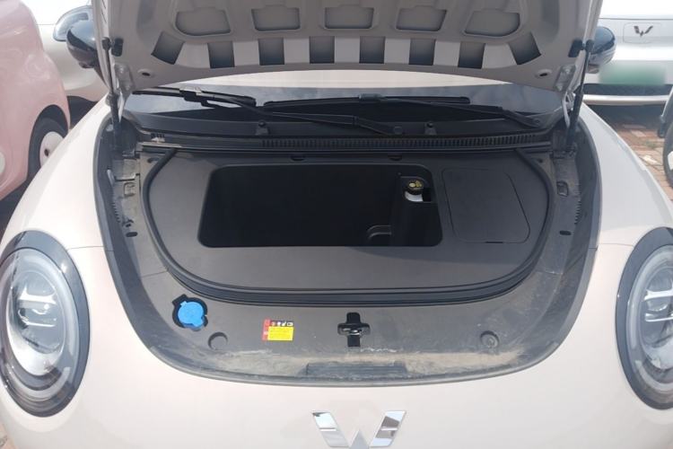 Used Wuling Bingo Pro 2026 Model 403km Flagship Edition Engine Bay