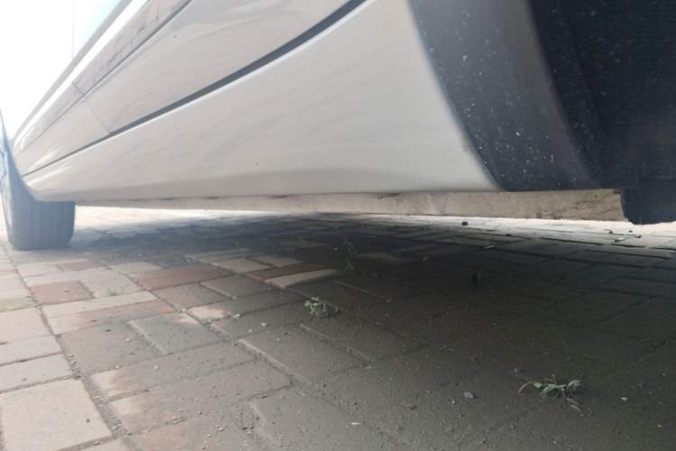 Used Wuling Bingo Pro 2026 Model 403km Flagship Edition Left Side Sill
