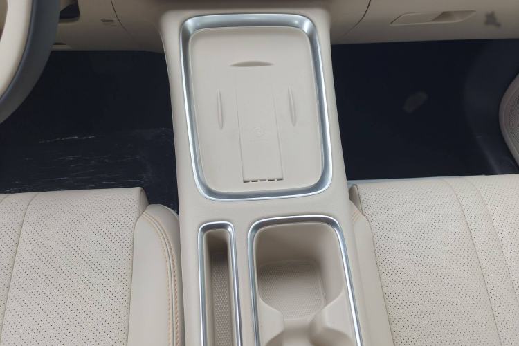 Used Wuling Bingo S 2025 Model 430km Flagship Edition Interior 3
