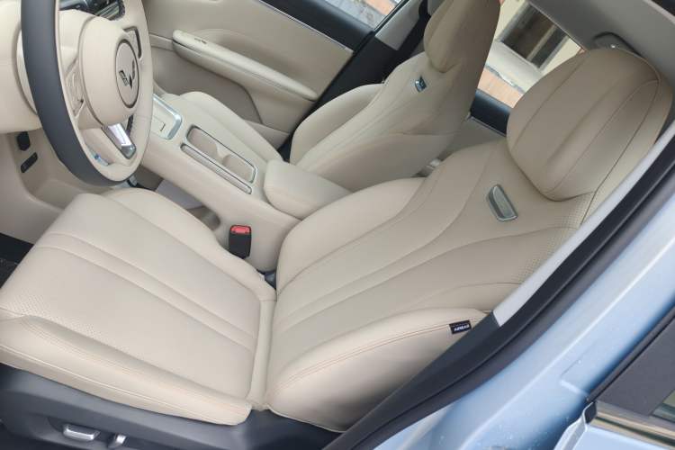 Used Wuling Bingo S 2025 Model 430km Flagship Edition Interior 7