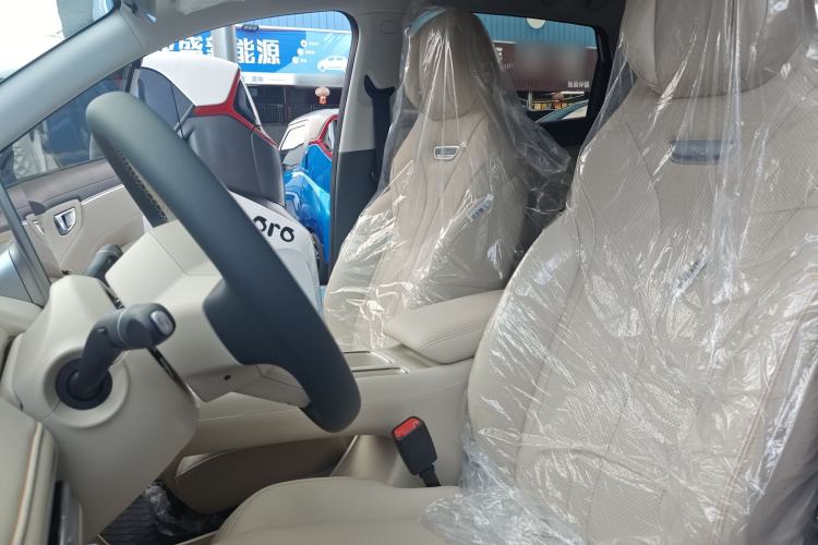 Used Wuling Bingo S 2025 Model 430km Flagship Edition Left Front Seat