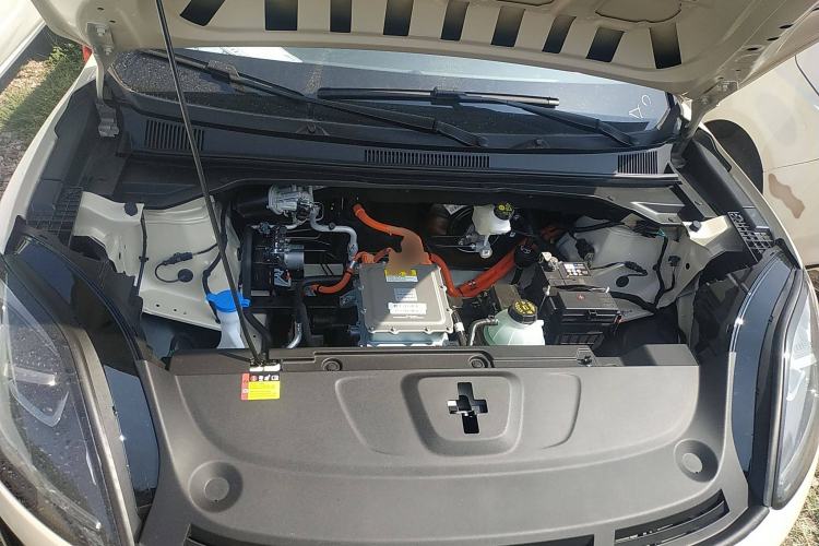 Used Wuling Bingo S 2025 Model 430km Flagship Edition Engine Bay