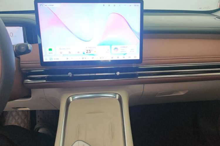 Used Wuling Bingo S 2025 Model 430km Flagship Edition Audio And AC Panel
