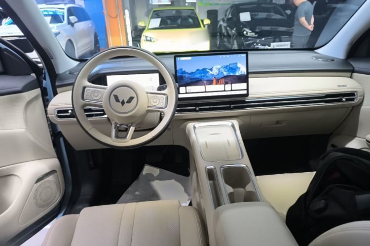 Used Wuling Bingo S 2025 Model 430km Flagship Edition Center Console