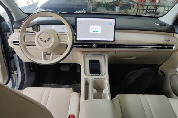 Used Wuling Bingo S 2025 Model 430km Flagship Edition Center Console