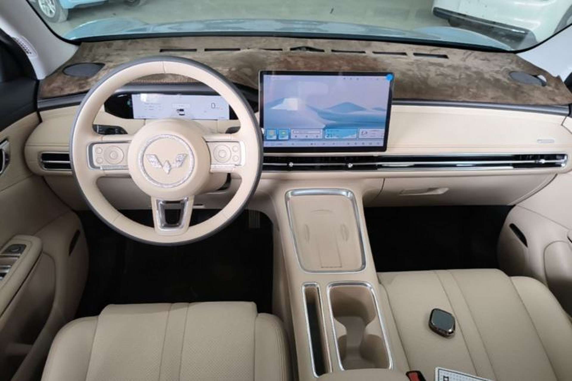 Used Wuling Bingo S 2025 Model 325km Flagship Edition Center Console