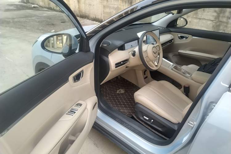 Used Wuling Bingo S 2025 Model 430km Flagship Edition Driver Seat