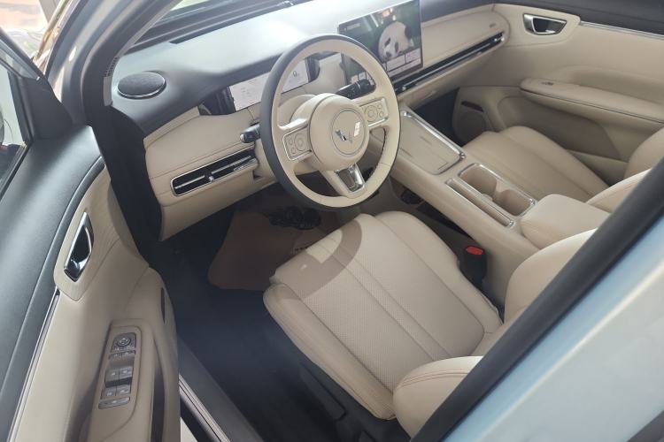 Used Wuling Bingo S 2025 Model 325km Deluxe Edition Driver Seat