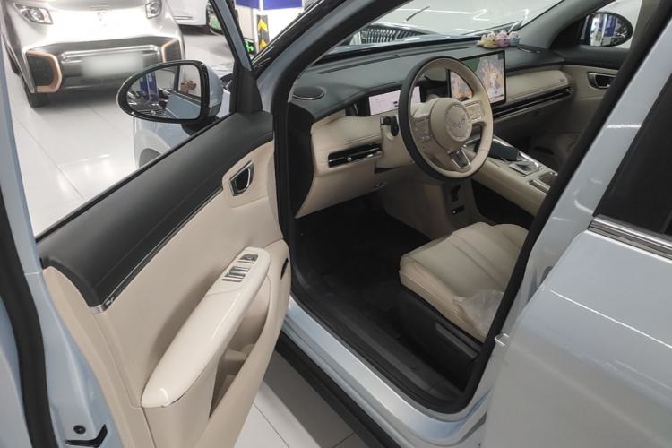 Used Wuling Bingo S 2025 Model 325km Deluxe Edition Driver Seat
