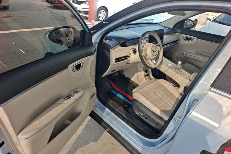 Used Wuling Bingo S 2025 Model 430km Flagship Edition Driver Seat