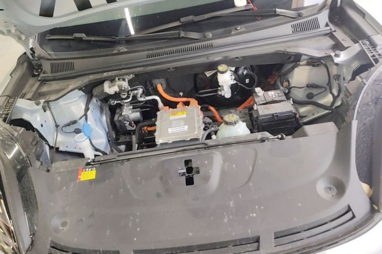 Used Wuling Bingo S 2025 Model 430km Flagship Edition Engine Bay