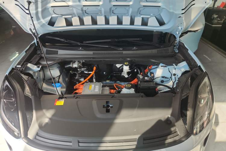 Used Wuling Bingo S 2025 Model 325km Deluxe Edition Engine Bay