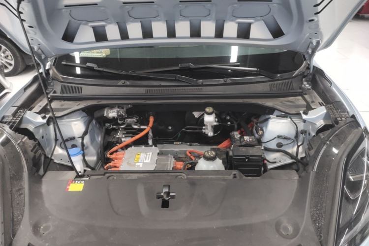 Used Wuling Bingo S 2025 Model 325km Deluxe Edition Engine Bay
