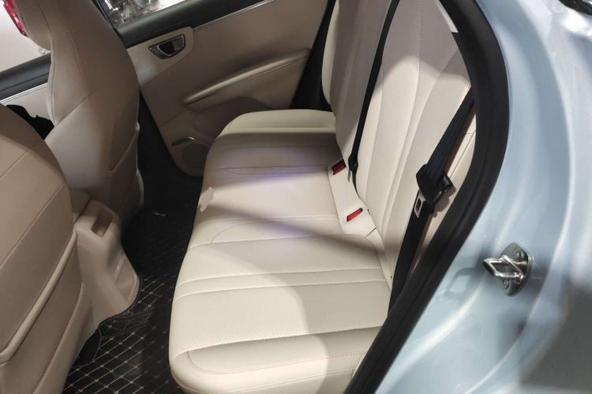 Used Wuling Bingo S 2025 Model 430km Flagship Edition Interior 4