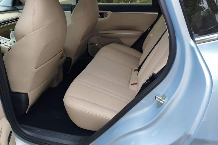 Used Wuling Bingo S 2025 Model 325km Flagship Edition Interior 4