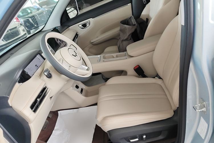 Used Wuling Bingo S 2025 Model 430km Flagship Edition Left Front Seat