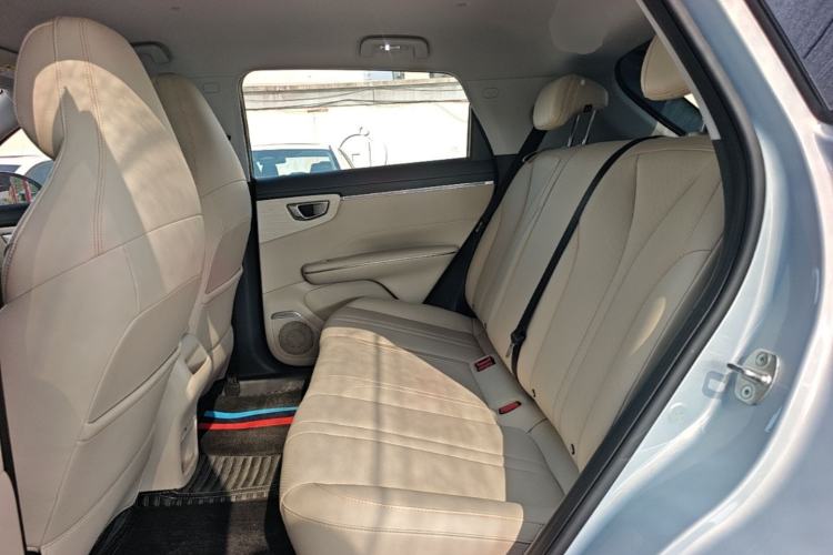 Used Wuling Bingo S 2025 Model 430km Flagship Edition Left Rear Seat