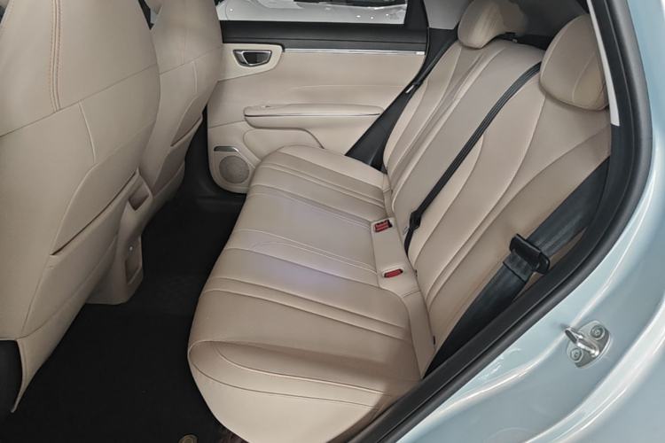 Used Wuling Bingo S 2025 Model 430km Flagship Edition Left Rear Seat