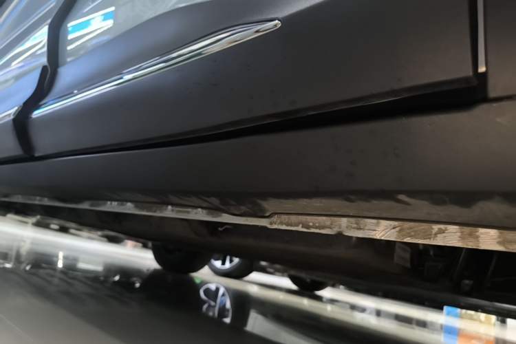 Used Wuling Bingo S 2025 Model 430km Flagship Edition Left Side Sill
