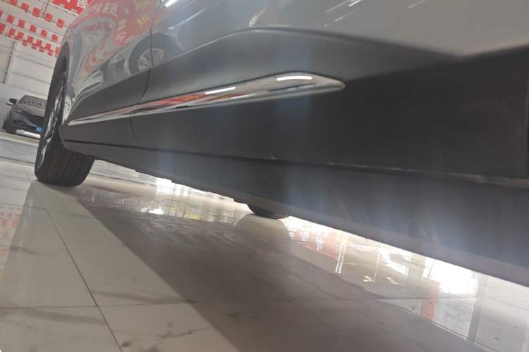 Used Wuling Bingo S 2025 Model 430km Flagship Edition Left Side Sill