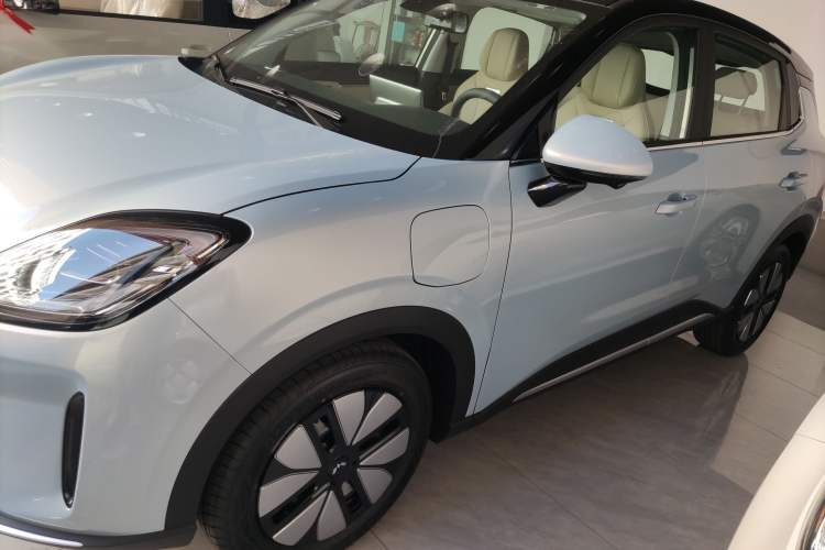 Used Wuling Bingo S 2025 Model 325km Deluxe Edition Left Side
