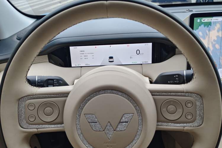 Used Wuling Bingo S 2025 Model 325km Deluxe Edition Odometer Close Up