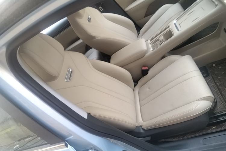 Used Wuling Bingo S 2025 Model 430km Flagship Edition Right Front Seat