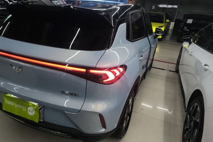 Used Wuling Bingo S 2025 Model 430km Flagship Edition Right Rear Taillight