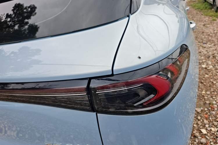 Used Wuling Bingo S 2025 Model 430km Flagship Edition Right Rear Taillight