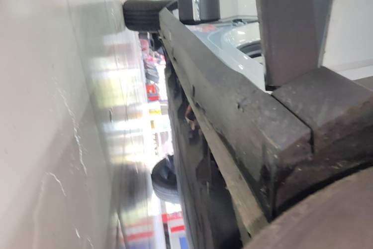 Used Wuling Bingo S 2025 Model 430km Flagship Edition Right Side Sill