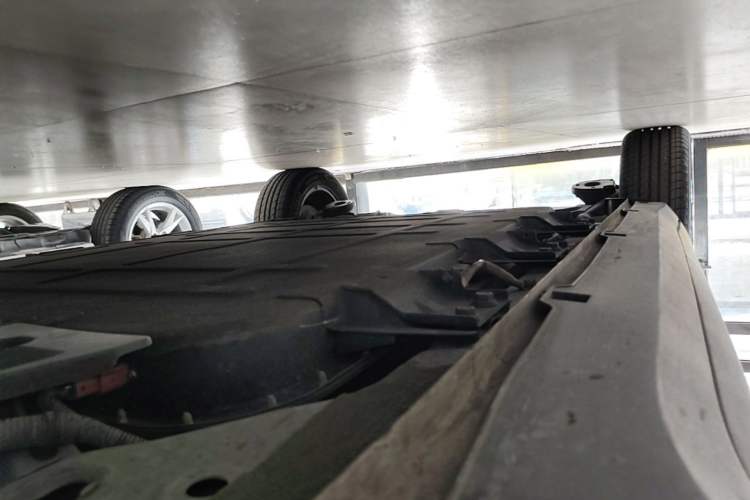 Used Wuling Bingo S 2025 Model 430km Flagship Edition Right Side Sill