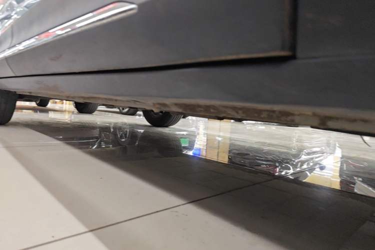 Used Wuling Bingo S 2025 Model 430km Flagship Edition Right Side Sill