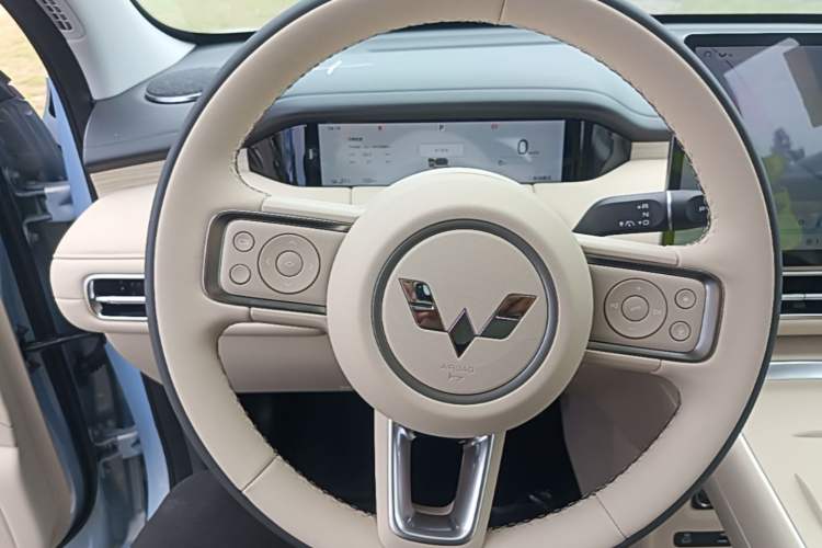 Used Wuling Bingo S 2025 Model 325km Flagship Edition Steering Wheel