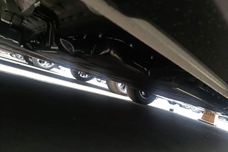 Used Wuling Bingo S 2025 Model 325km Flagship Edition Chassis Rear Right
