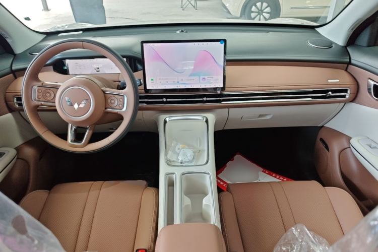 Used Wuling Bingo S 2025 Model 430km Deluxe Edition Center Console