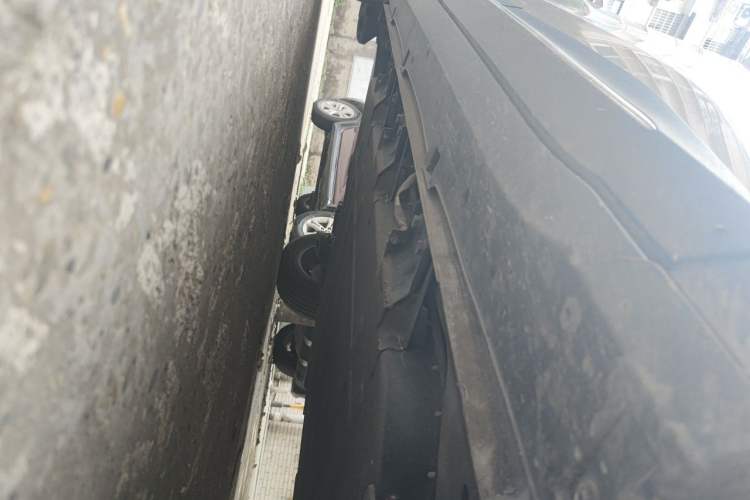 Used Wuling Bingo S 2025 Model 430km Flagship Edition Chassis Front Right