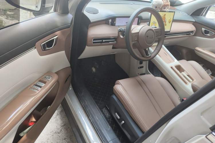 Used Wuling Bingo S 2025 Model 430km Flagship Edition Driver Seat
