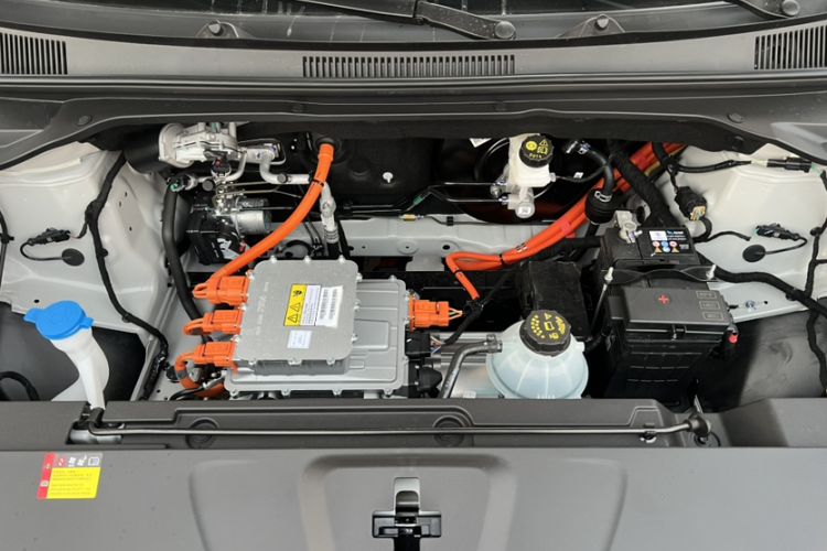 Used Wuling Bingo S 2025 Model 325km Deluxe Edition Engine Bay