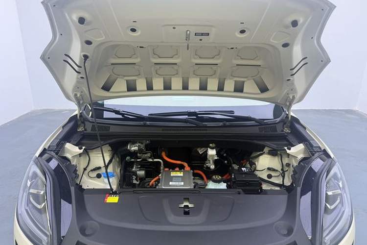 Used Wuling Bingo S 2025 Model 430km Flagship Edition Engine Bay