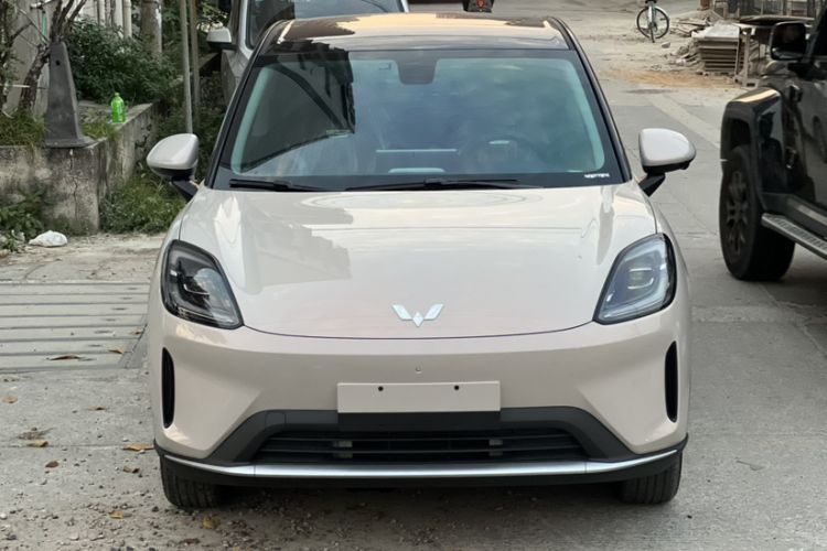 Used Wuling Bingo S 2025 Model 325km Deluxe Edition Exterior 2