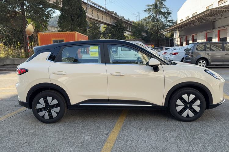 Used Wuling Bingo S 2025 Model 325km Deluxe Edition Exterior 2