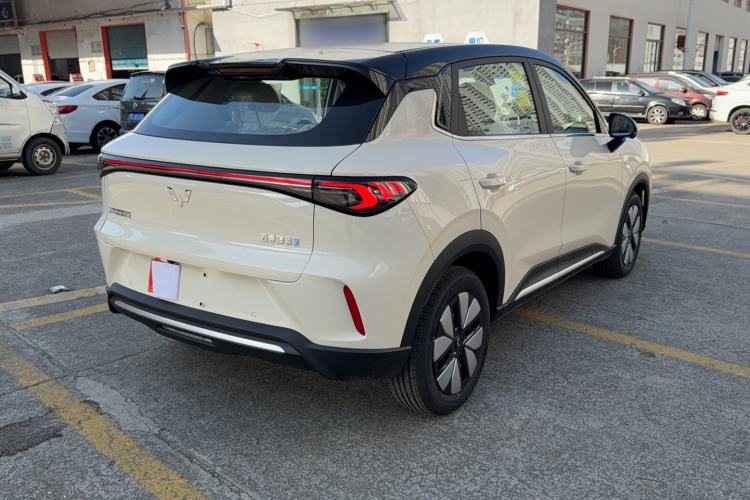 Used Wuling Bingo S 2025 Model 325km Deluxe Edition Exterior 3