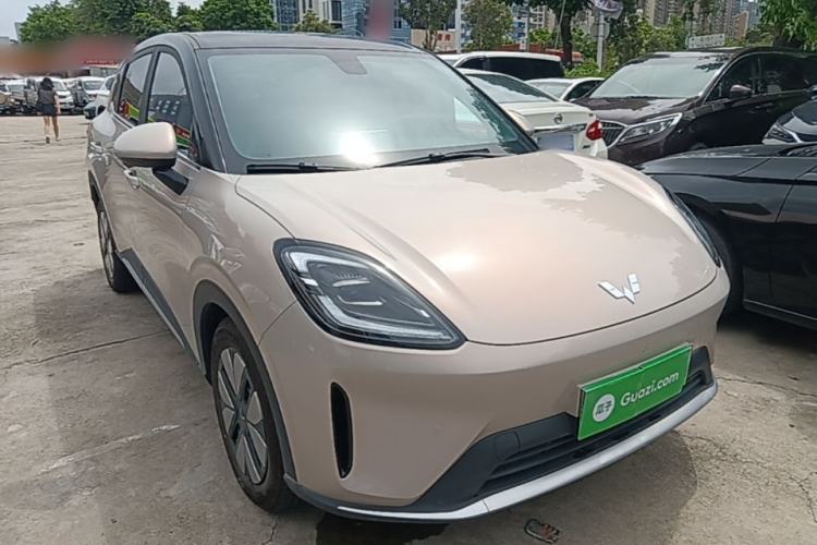 Used Wuling Bingo S 2025 Model 430km Deluxe Edition Front Right 45 Deg